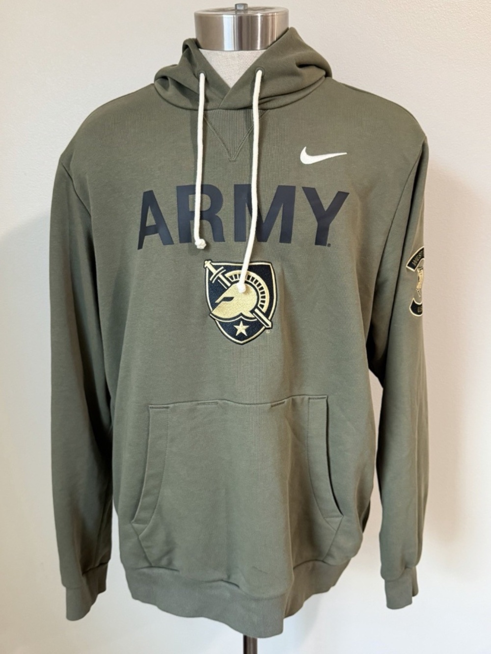 Nike Men’s Army Black Knights 2025 Military Appreciation Hoodie Sz XL